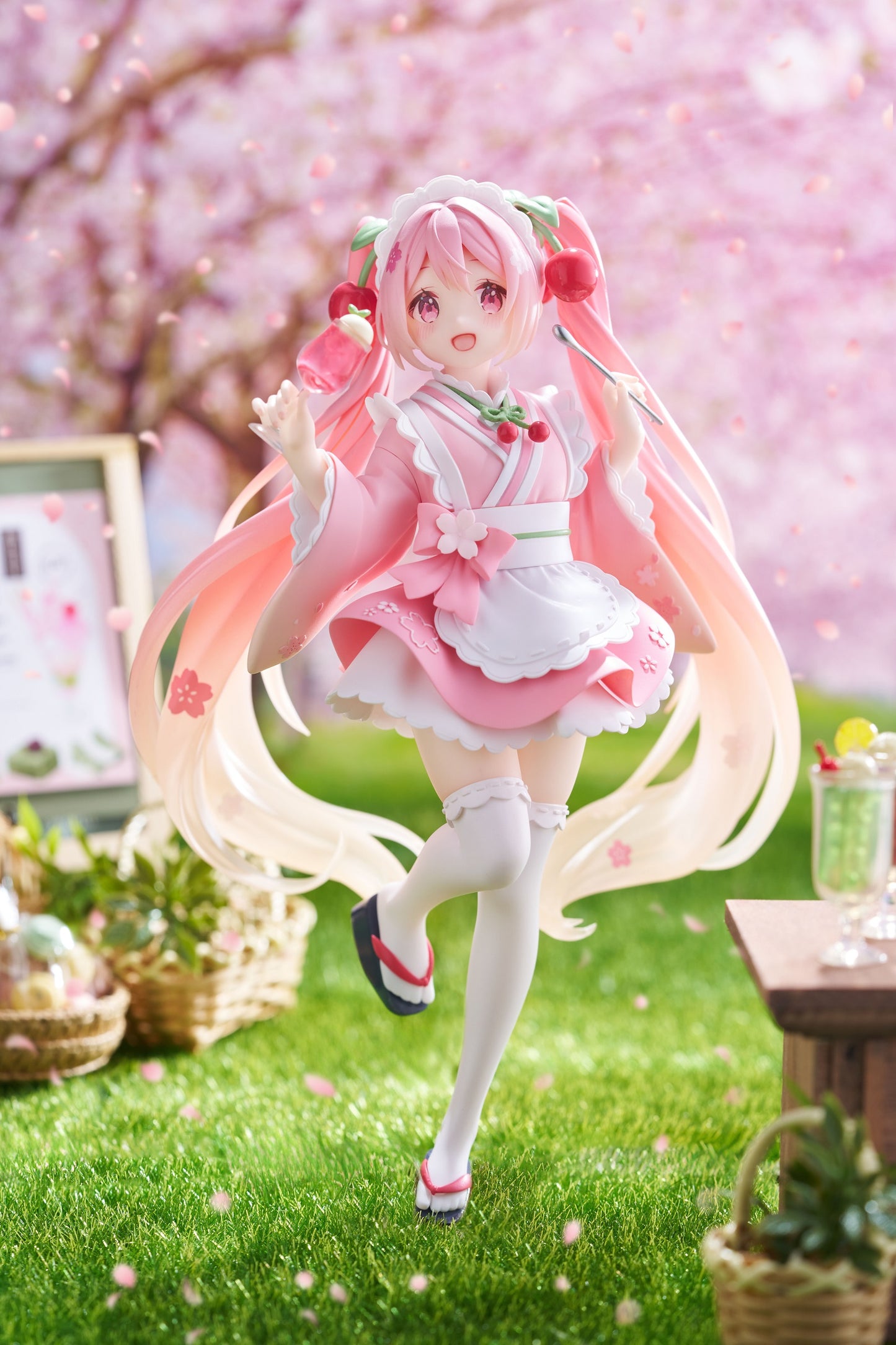 Vocaloid / Sakura Miku Japanese Cafe Taito Coreful (Stock)