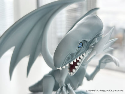 Yu-Gi-Oh! / Blue-Eyes White Dragon Konami Equal Arts (En Stock)