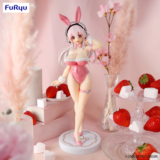 Super Sonico ~Pink Ver.~ FuRyu Bicute Bunnies (En Stock)